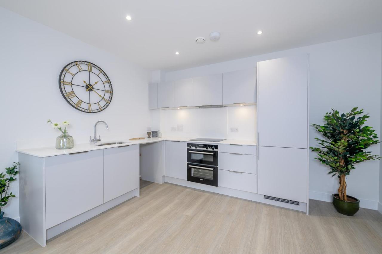 5 Middlecombe - Luxury Apartment At Byron Woolacombe, Only 4 Minute Walk To Woolacombe Beach! Bagian luar foto
